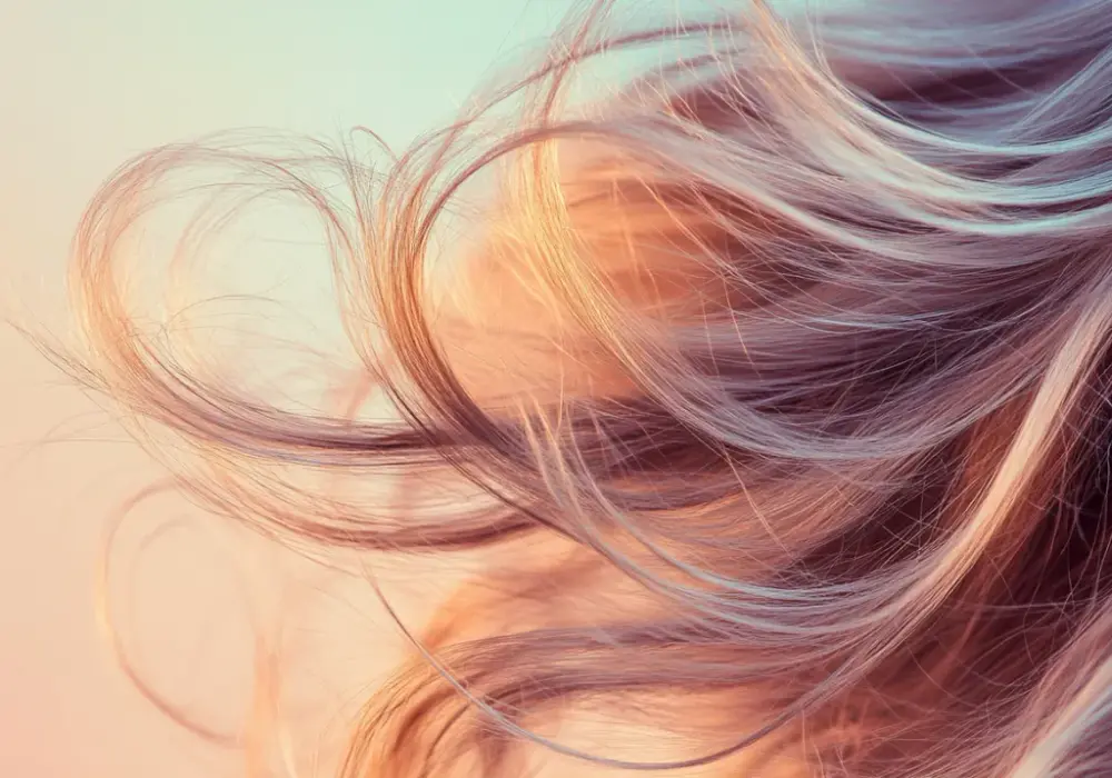 Baby Hair – Jak dbać o cienkie włosy, aby wyglądały zdrowo?